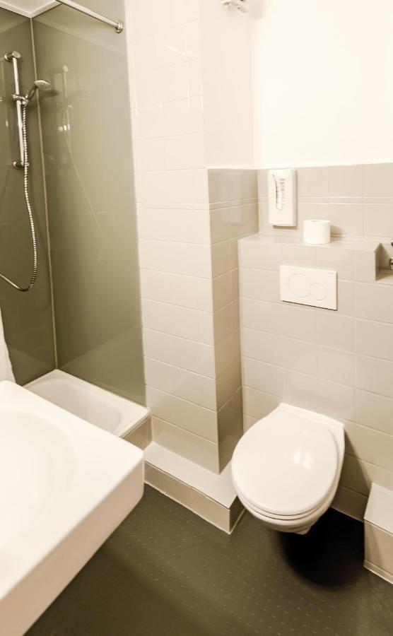 Hotel Flaemischer Hof Киль Экстерьер фото